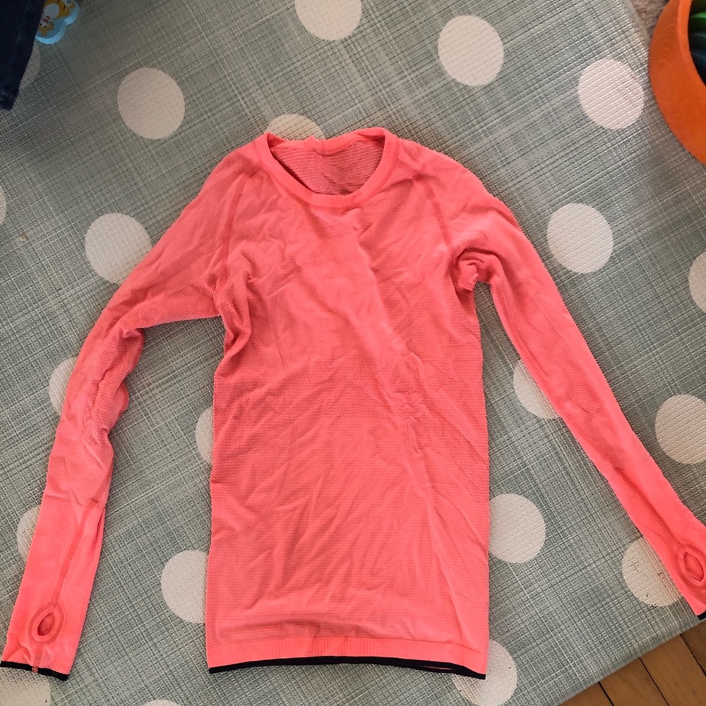 lululemon swiftly LS (long sleeve) size 4